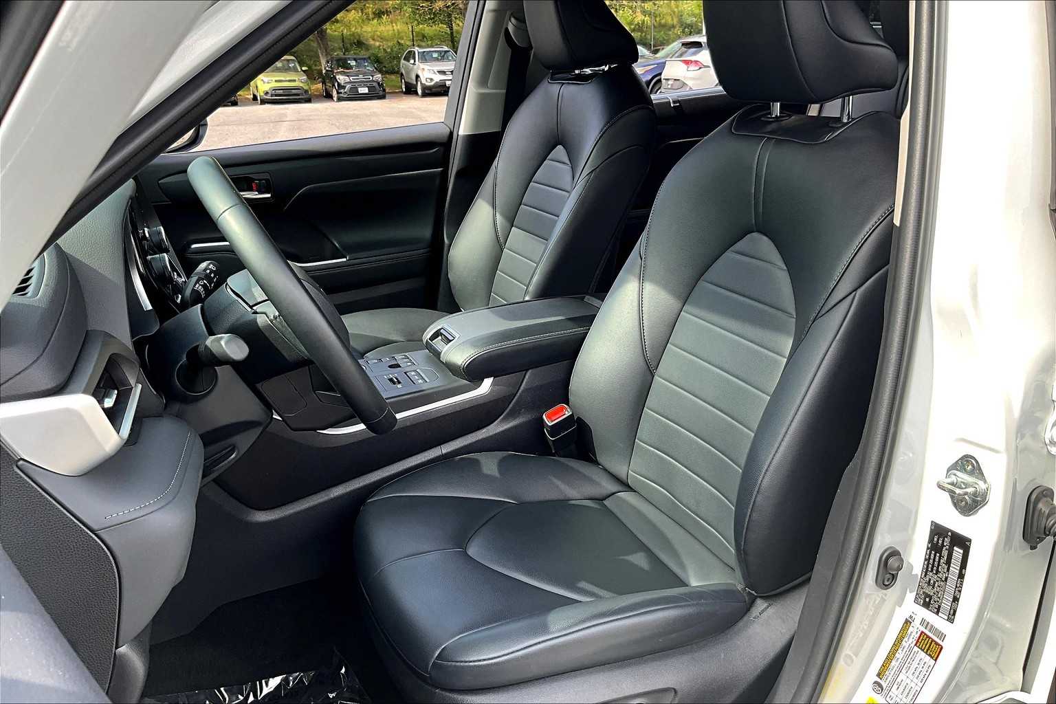 2023 Toyota Highlander Limited Platinum XLE XSE photo 7