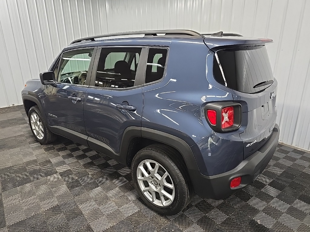 2020 Jeep Renegade Latitude photo 9