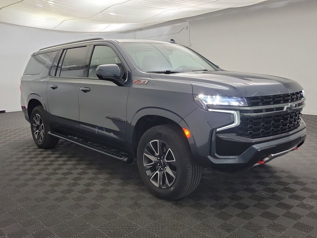 2021 Chevrolet Suburban 1500 Z71 photo 6