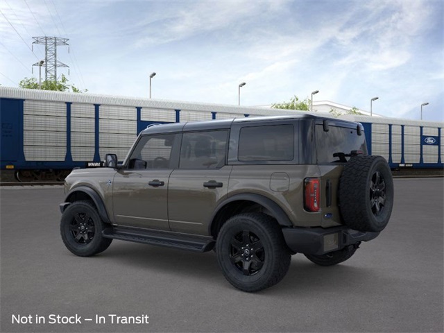 2025 Ford Bronco Outer Banks photo 3
