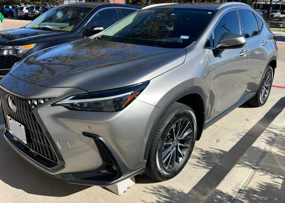 2024 Lexus NX 250's photo
