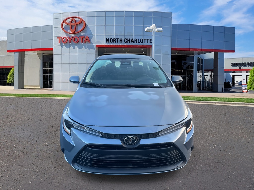 2026 Toyota Corolla LE photo 2