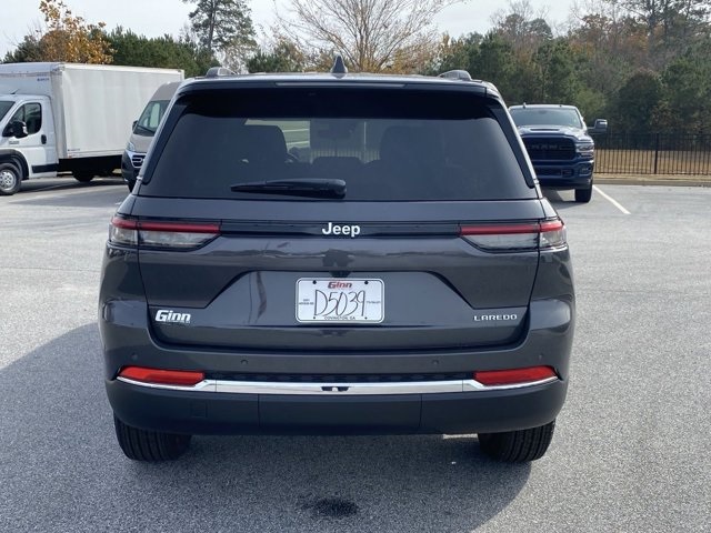 2025 Jeep Grand Cherokee Laredo X photo 4