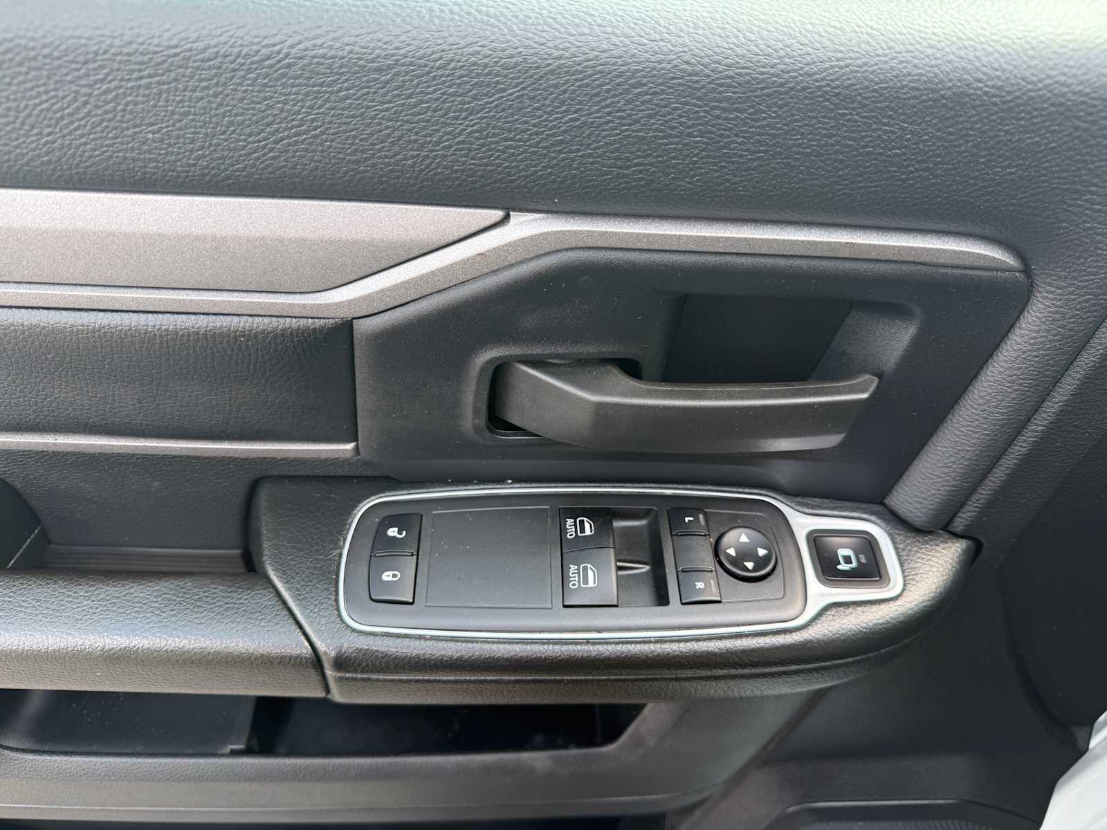 2024 Ram 2500 Tradesman photo 15