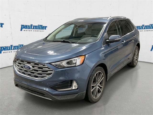 2019 Ford Edge Titanium's photo