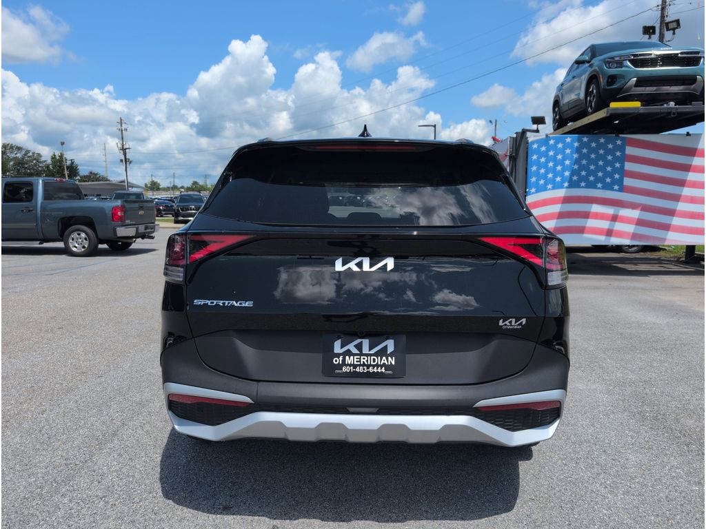 2025 Kia Sportage EX photo 4
