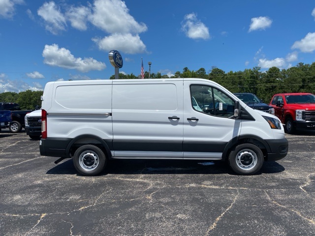 2025 Ford Transit Cargo photo 10