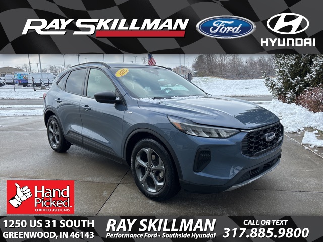 2025 Ford Escape ST-Line's photo