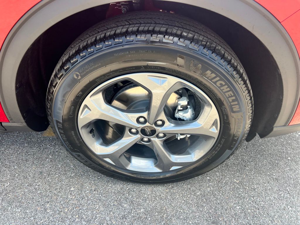 2025 Ford Escape ST-Line photo 39