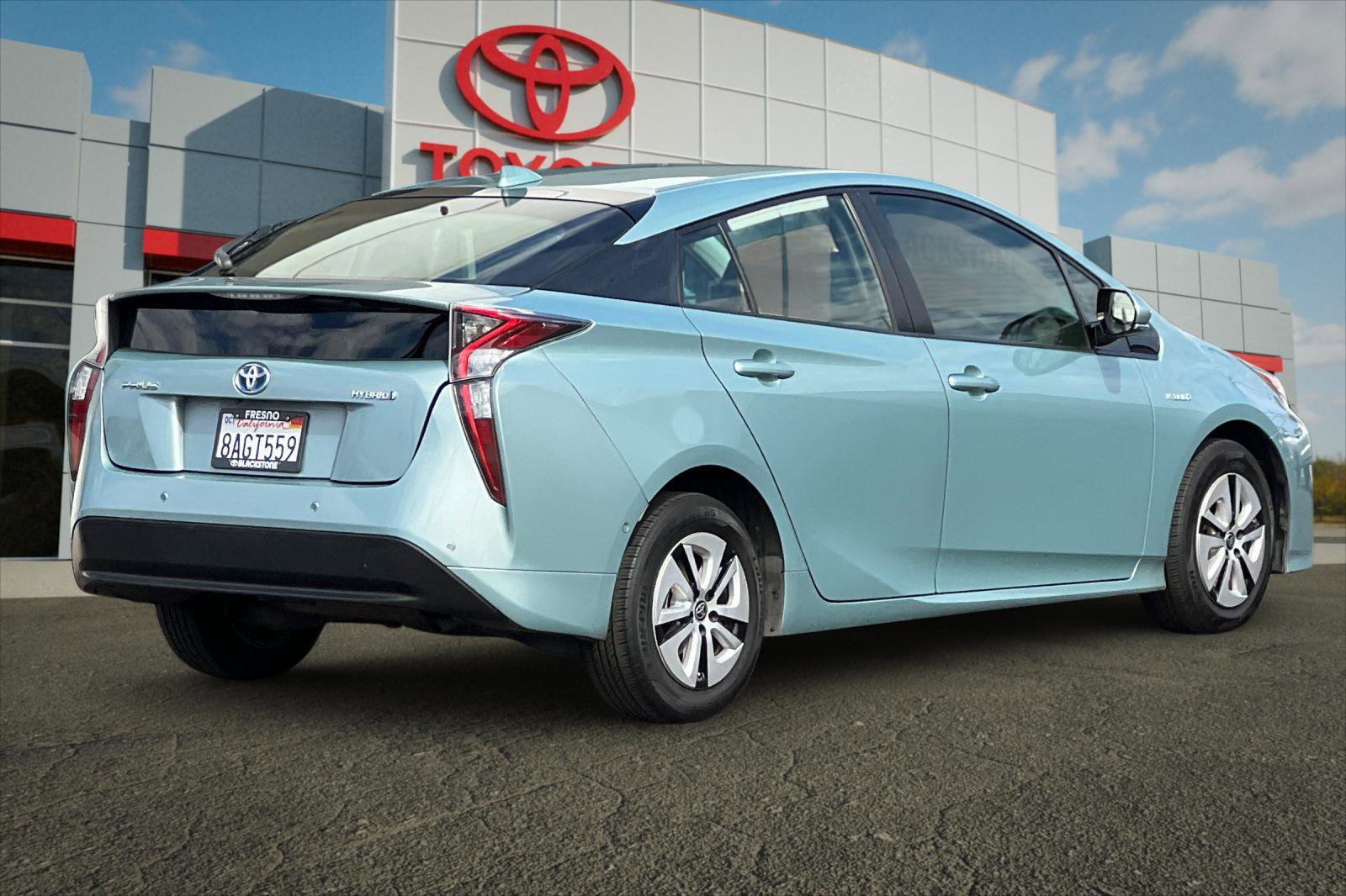 2017 Toyota Prius Two Eco Three Four Touring photo 3