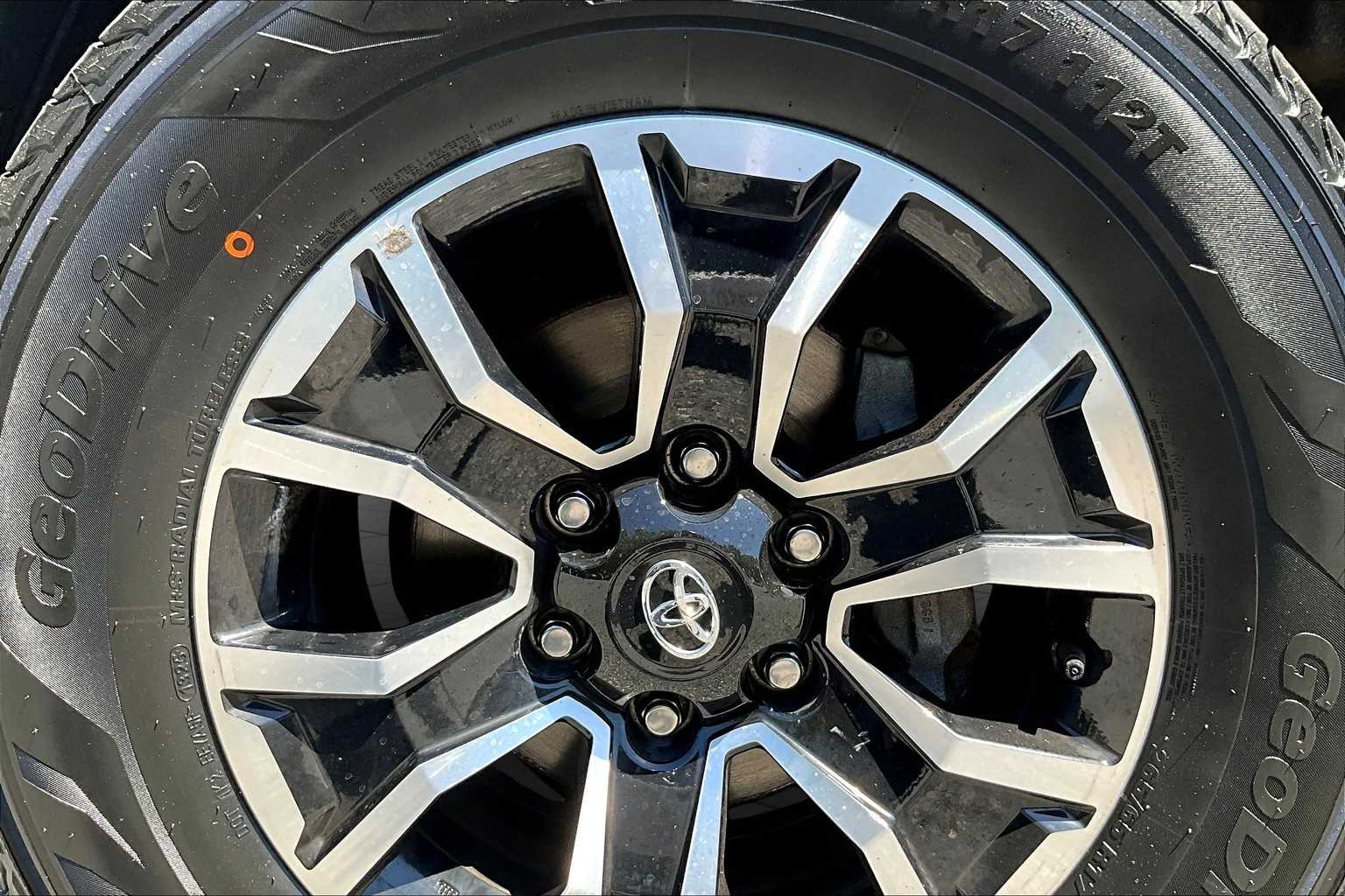 2023 Toyota Tacoma TRD Sport 4x4 Double Cab V6 photo 9
