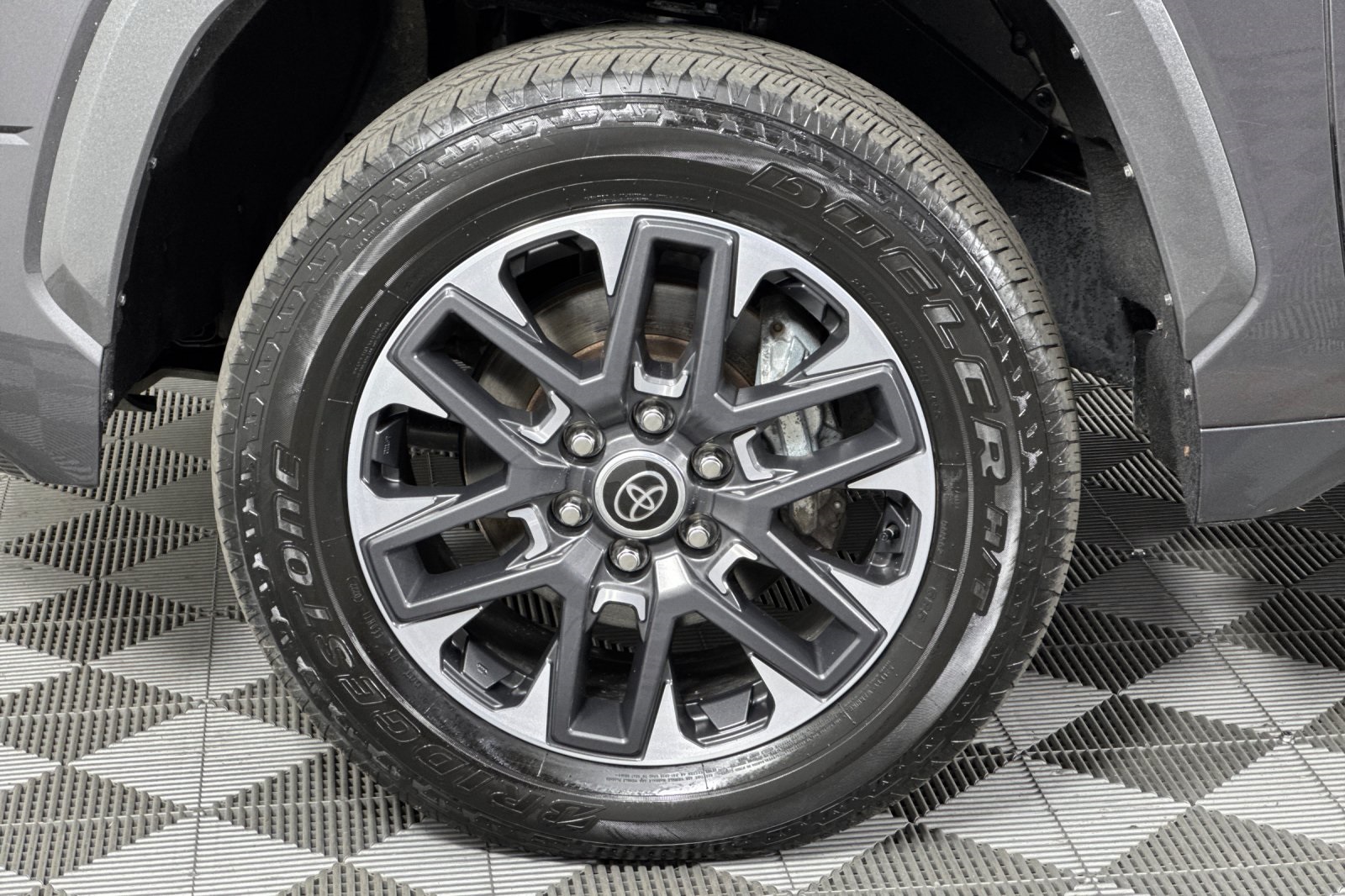 2022 Toyota Tundra Limited photo 23