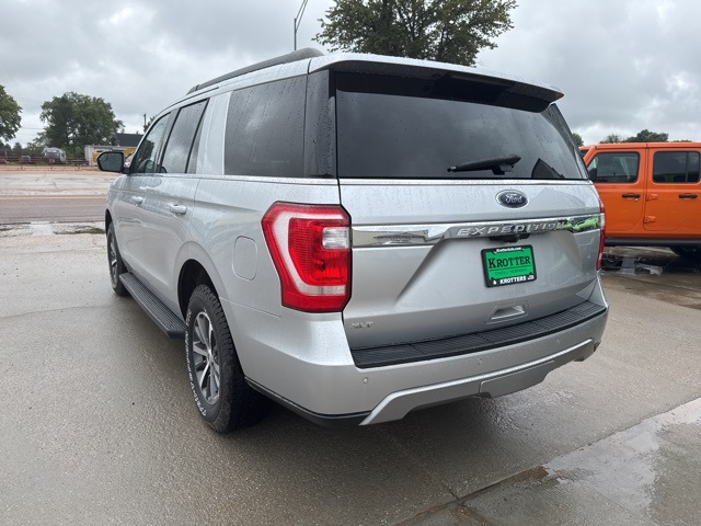 2018 Ford Expedition XLT photo 2