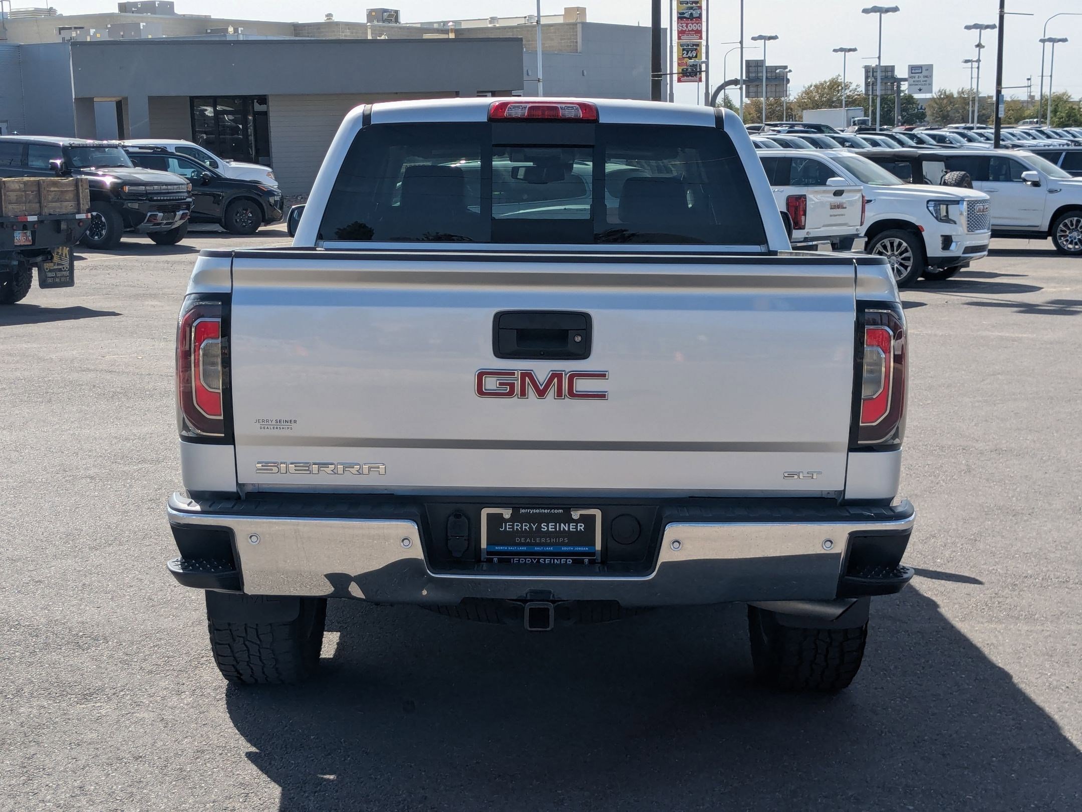 2017 Gmc Sierra 1500 SLT photo 4