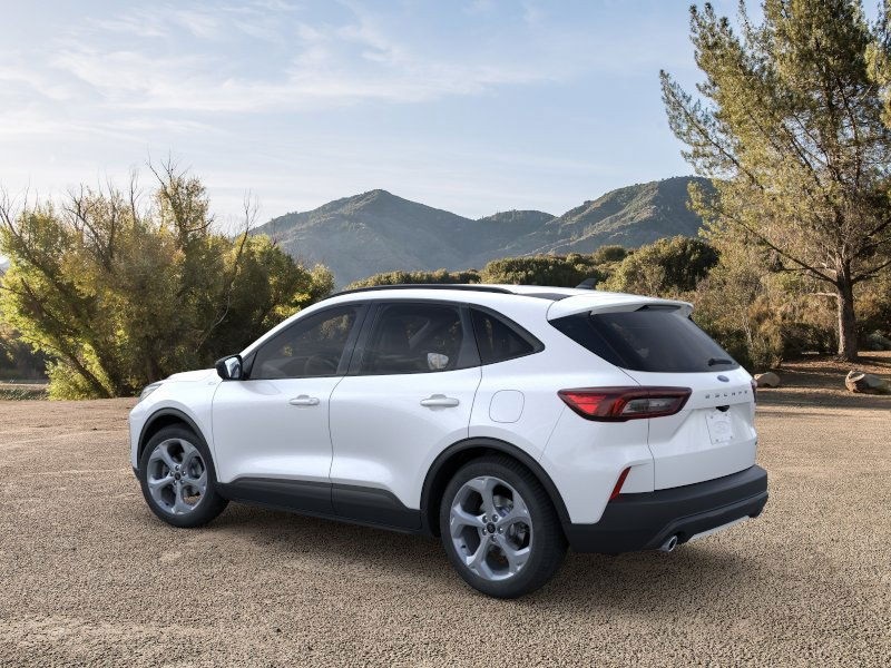 2025 Ford Escape ST-Line photo 4
