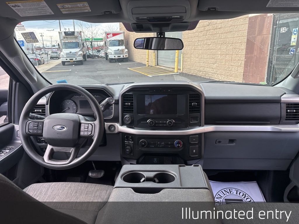 Used 2022 Black Ford XLT image 18