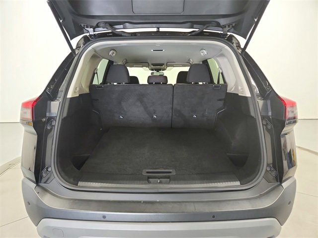 2023 Nissan Rogue SV photo 32