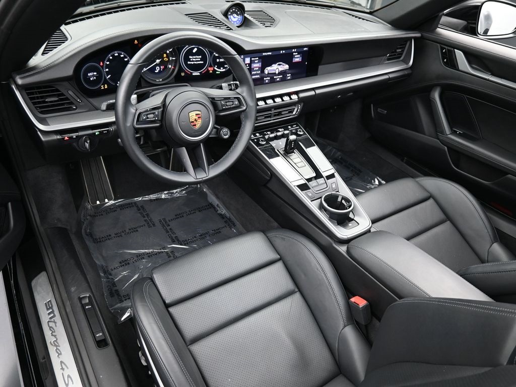 2021 Porsche 911 Targa 4S photo 3