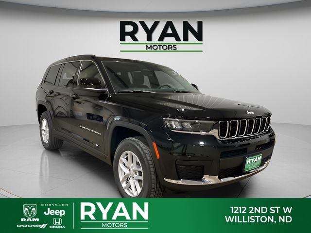 2025 Jeep Grand Cherokee L Laredo's photo