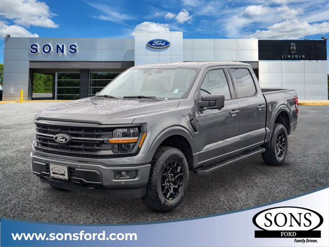 2025 Ford F-150 XLT's photo
