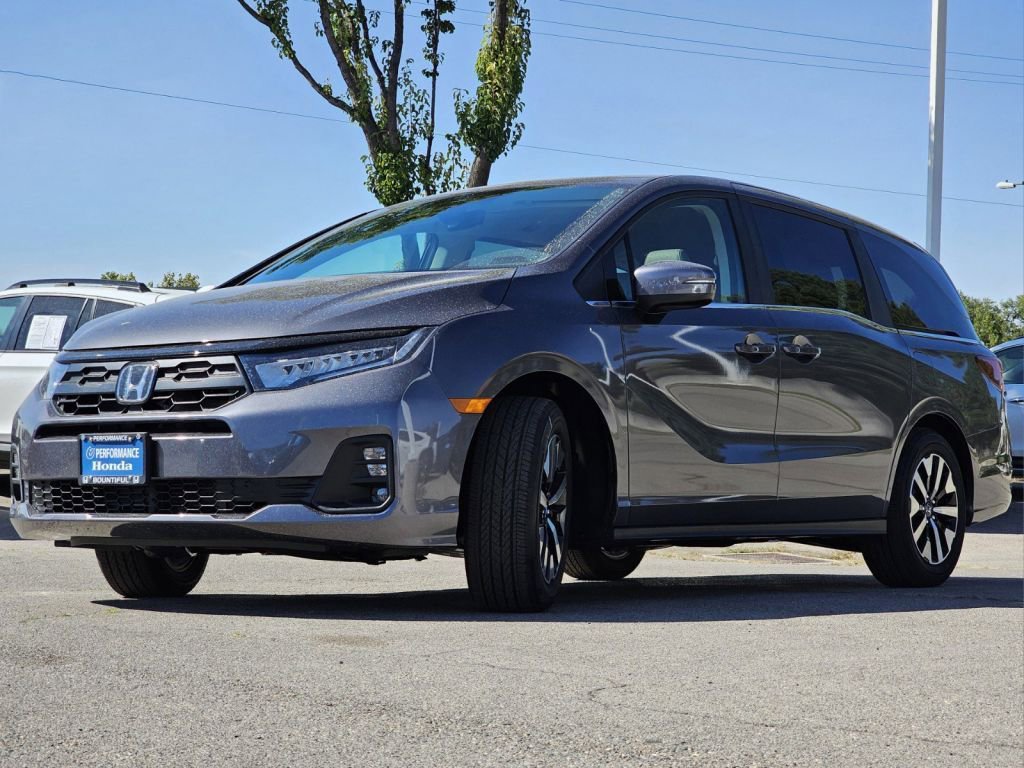 2026 Honda Odyssey EX-L photo 3