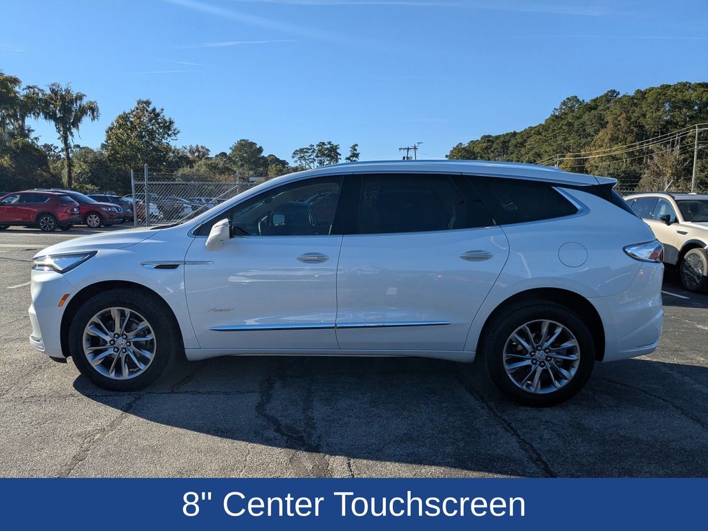 2024 Buick Enclave Avenir photo 3