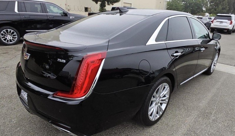 2019 Cadillac XTS Luxury photo 3