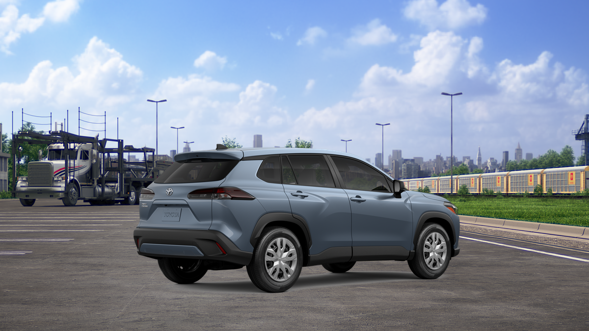 2026 Toyota Corolla Cross L photo 4