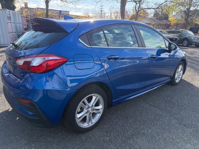 2018 Chevrolet Cruze LT photo 4