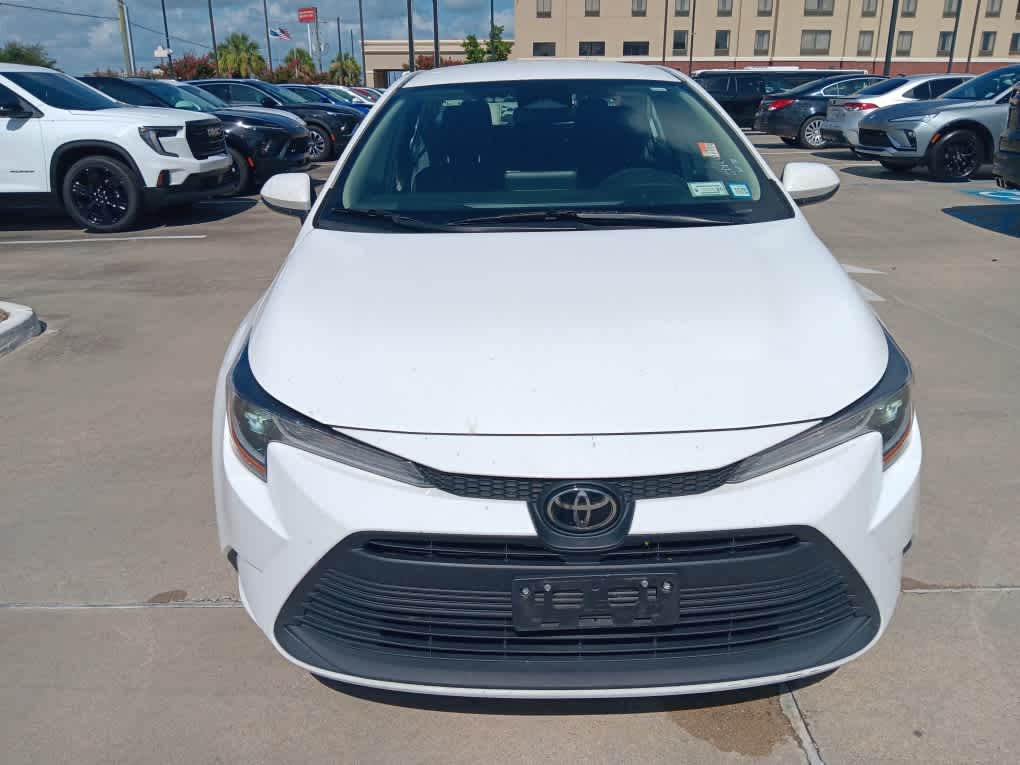 2023 Toyota Corolla LE photo 4