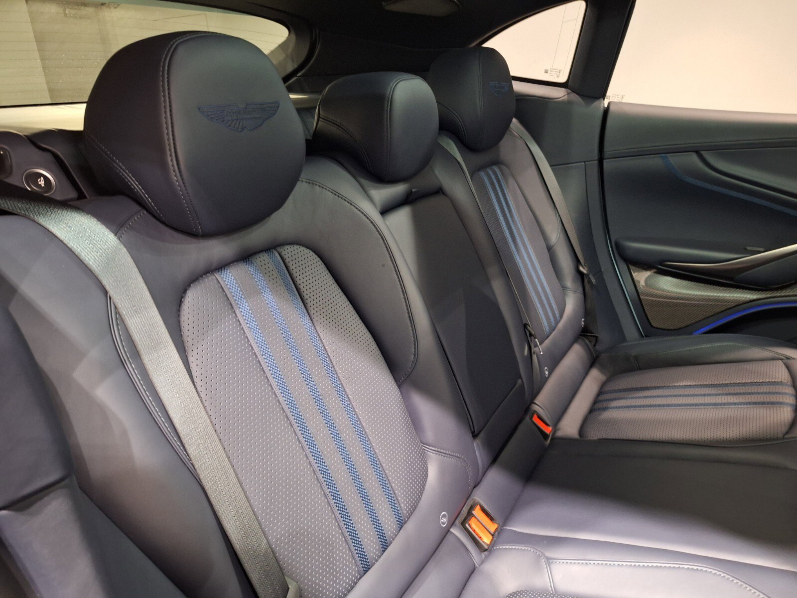 2025 Aston Martin DBX AM8 DBX707 photo 20