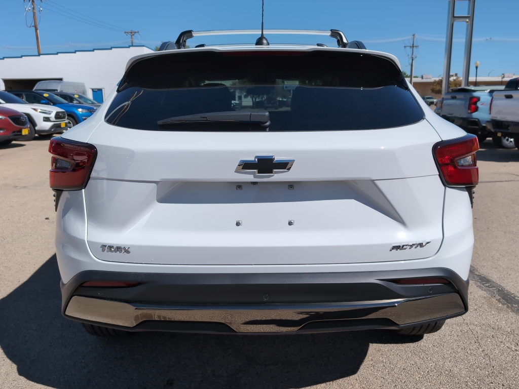 2025 Chevrolet Trax ACTIV photo 3