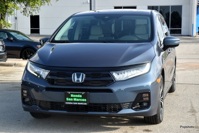 2026 Honda Odyssey Elite's photo
