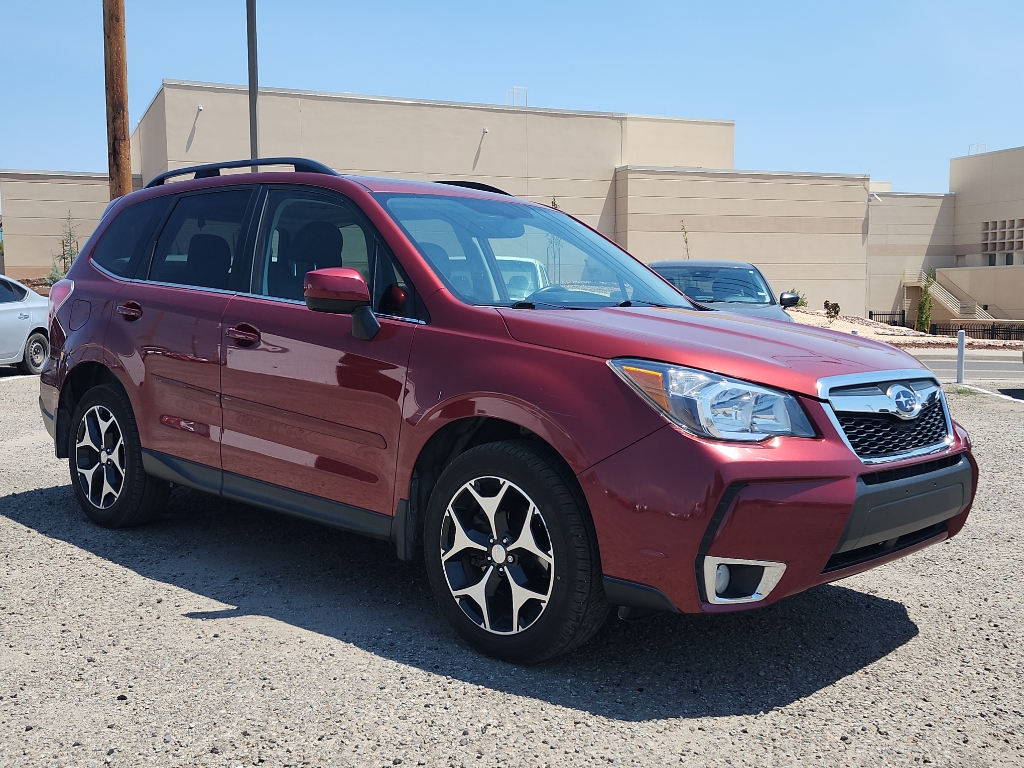 2016 Subaru Forester 2.0XT Premium photo 3