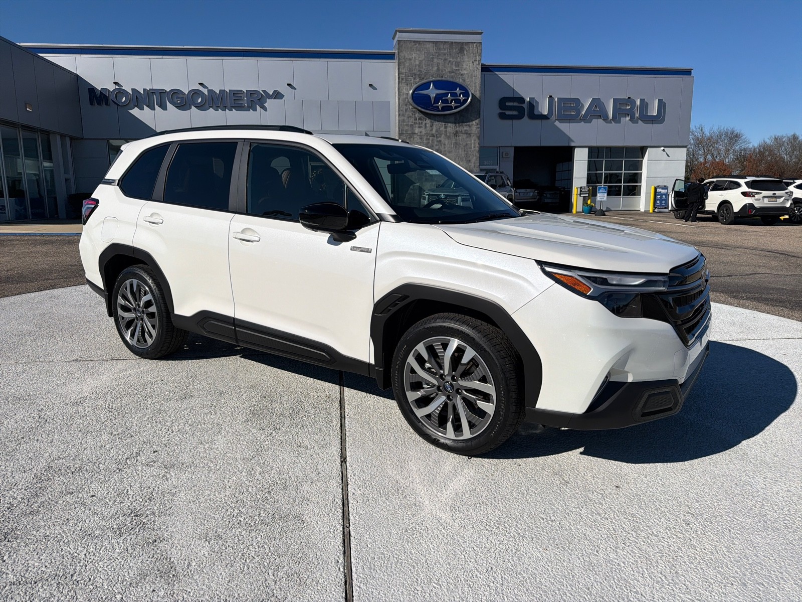 2025 Subaru Forester Touring's photo