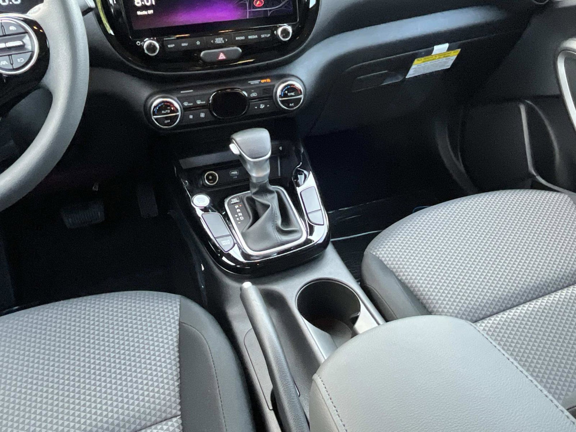 2025 Kia Soul S photo 14