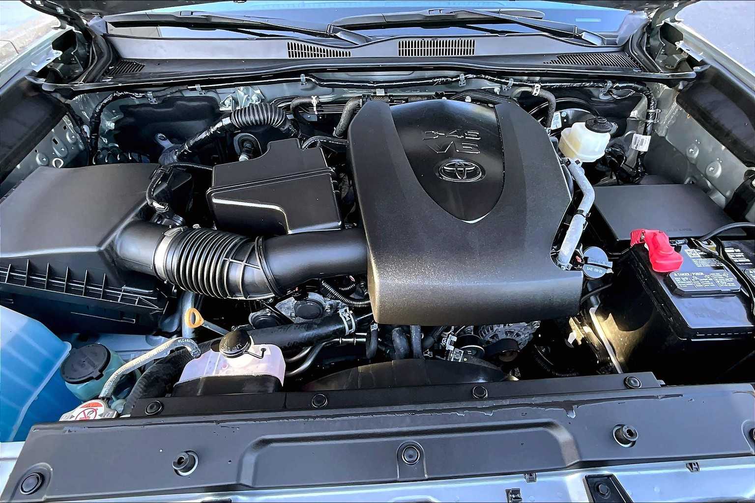 2023 Toyota Tacoma SR 4x4 photo 30