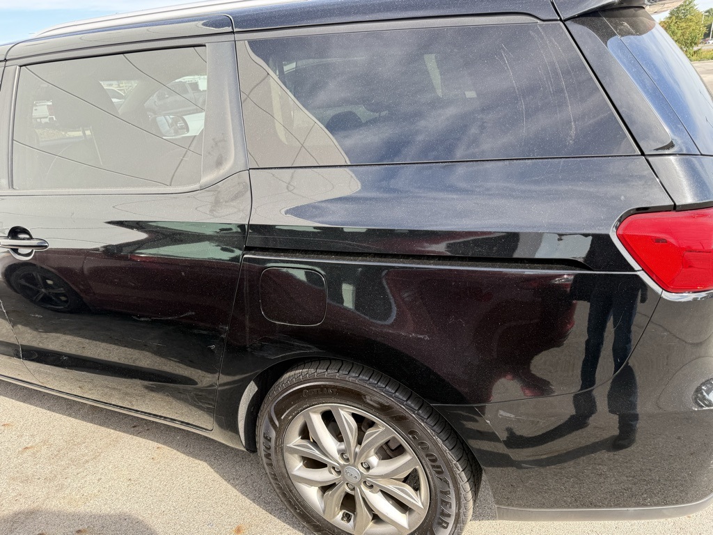 2020 Kia Sedona EX photo 5