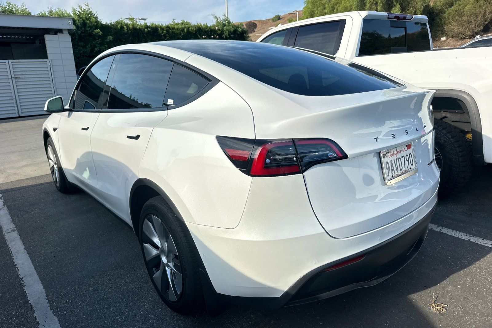 2022 Tesla Model Y Long Range photo 7