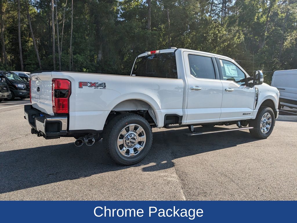 2025 Ford F-250 Lariat photo 3