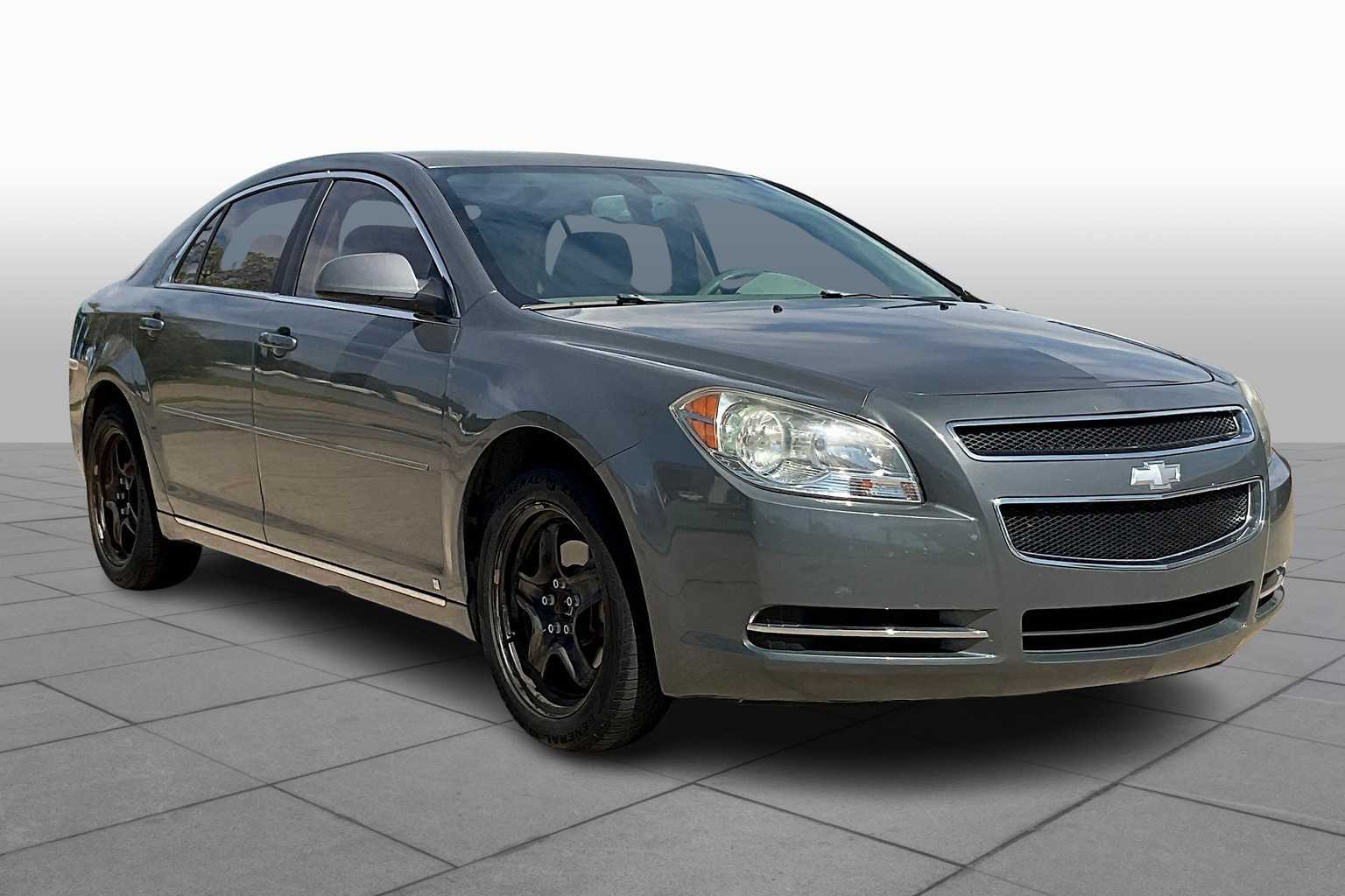 2009 Chevrolet Malibu 1LT photo 2