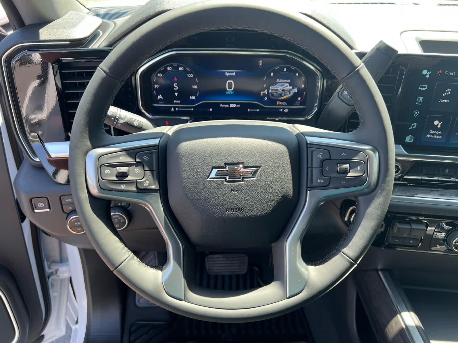 2025 Chevrolet Silverado 3500HD photo 18