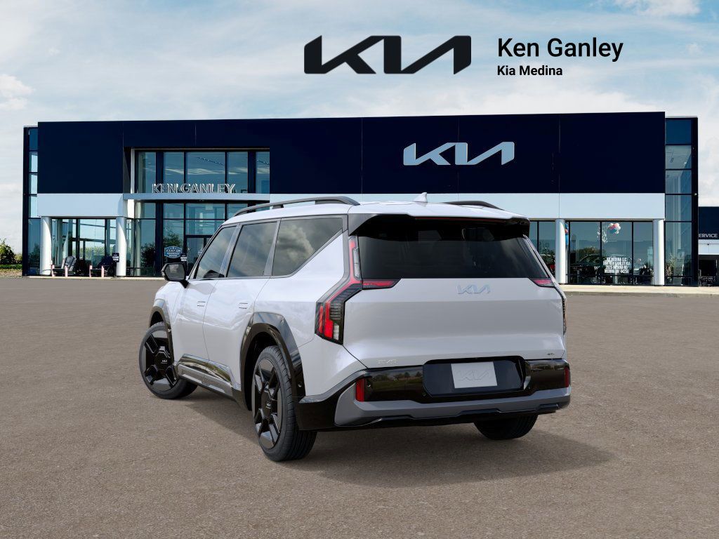 2026 Kia EV9 GT-Line photo 2
