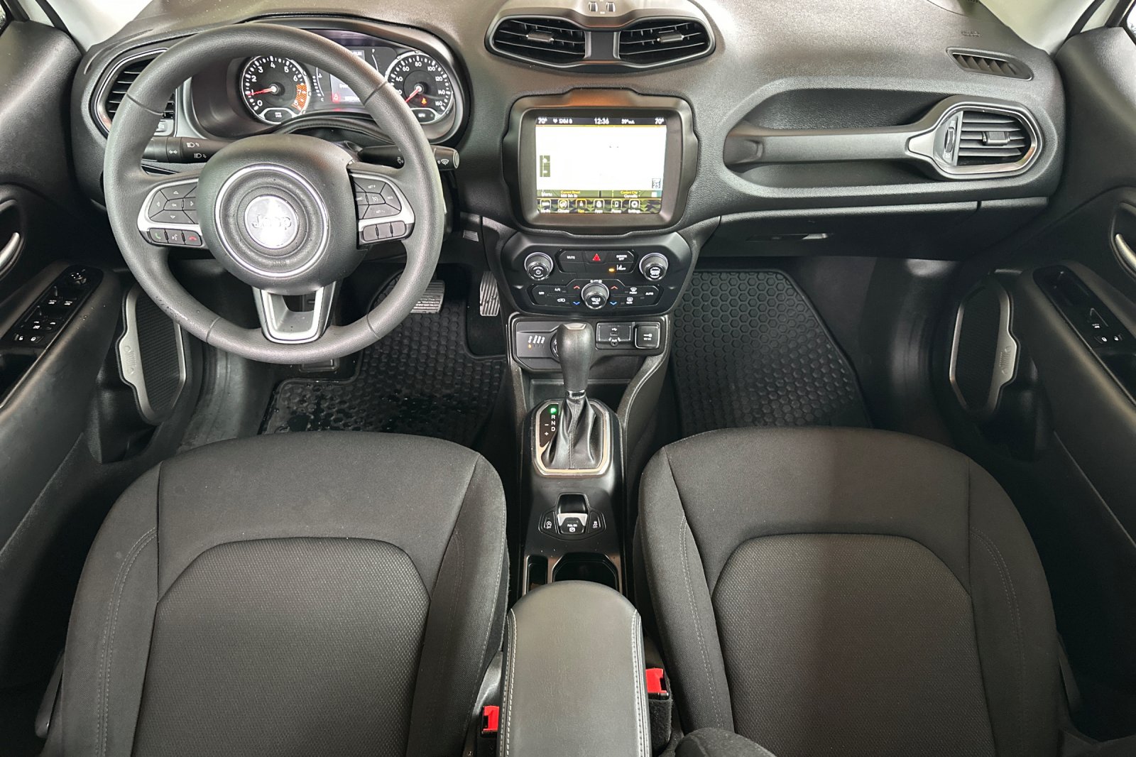 2023 Jeep Renegade Latitude Upland photo 12