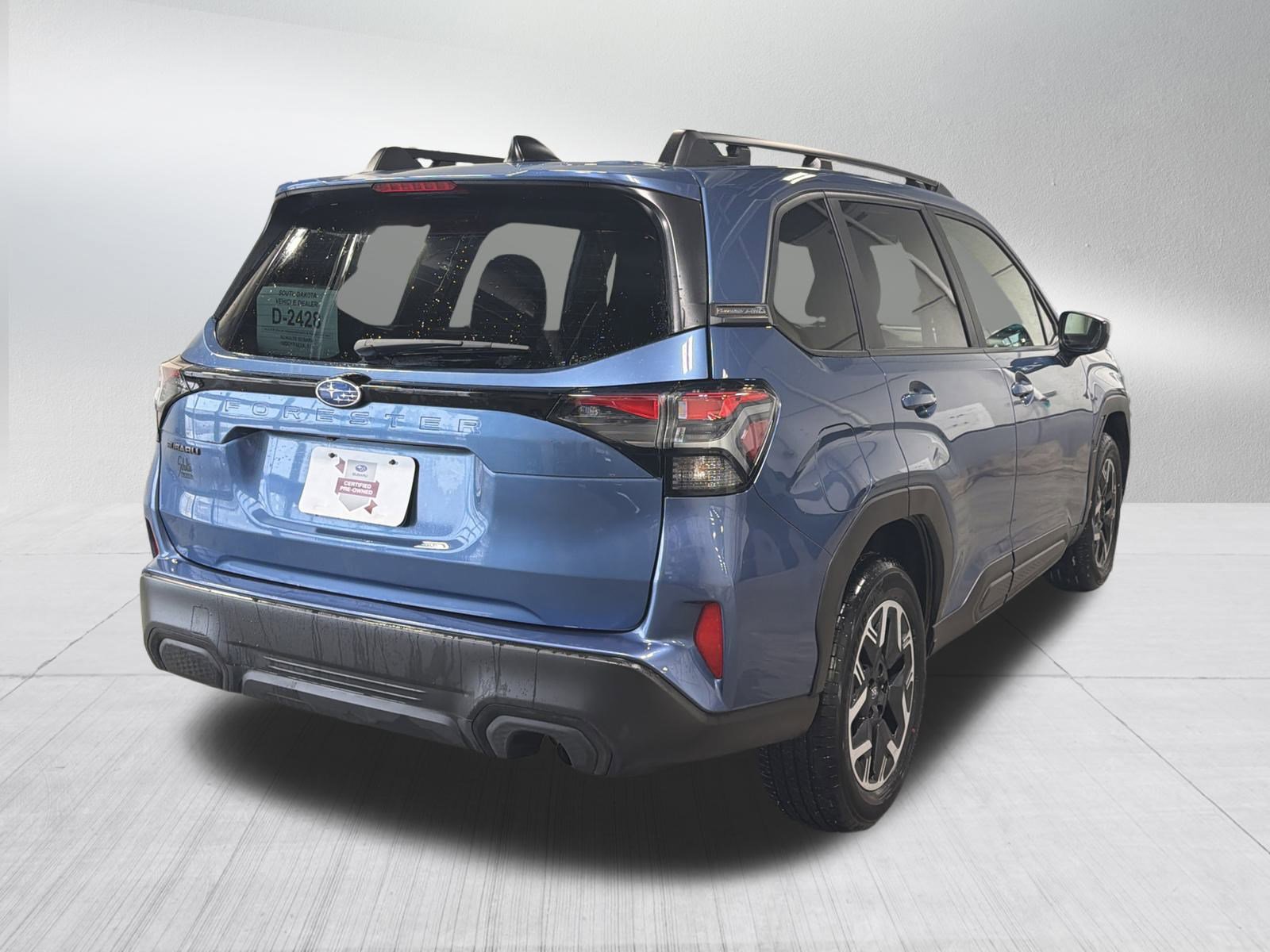 2025 Subaru Forester Premium Base photo 2
