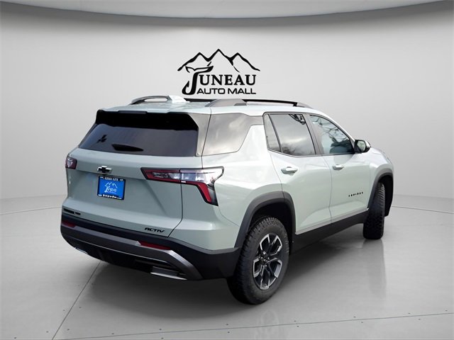 2026 Chevrolet Equinox ACTIV photo 2