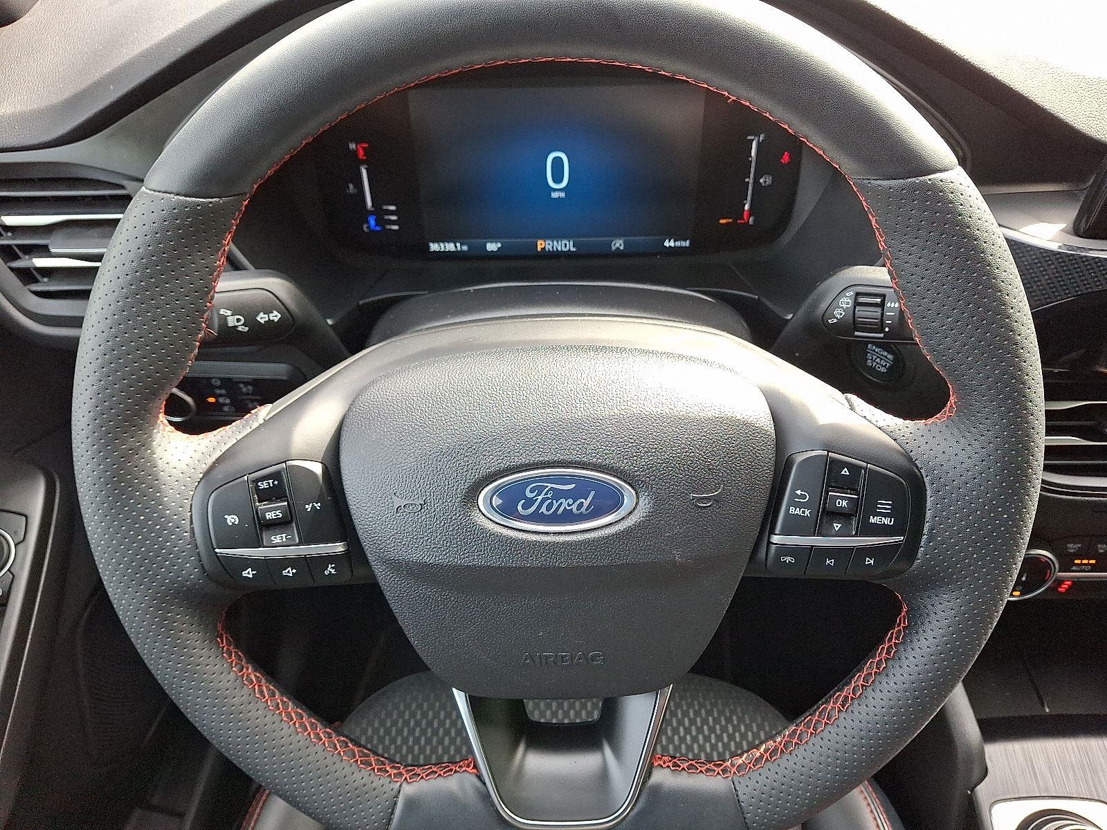 2023 Ford Escape ST-Line photo 18