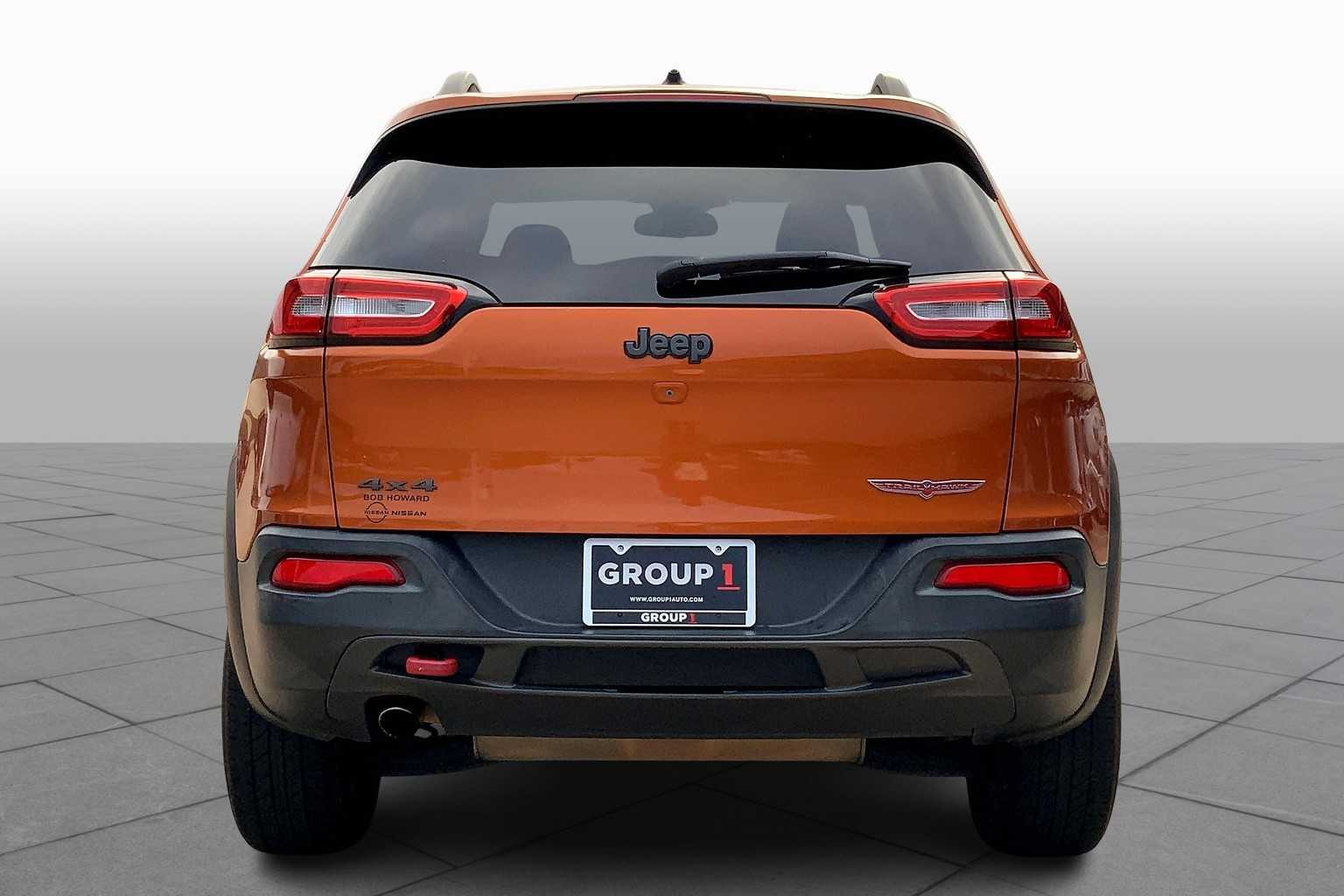 2014 Jeep Cherokee Trailhawk photo 2
