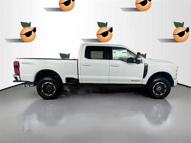 2025 Ford F-250 Lariat photo 5