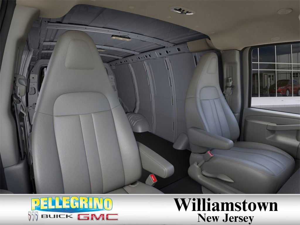 2025 Gmc Savana Cargo 2500 photo 16